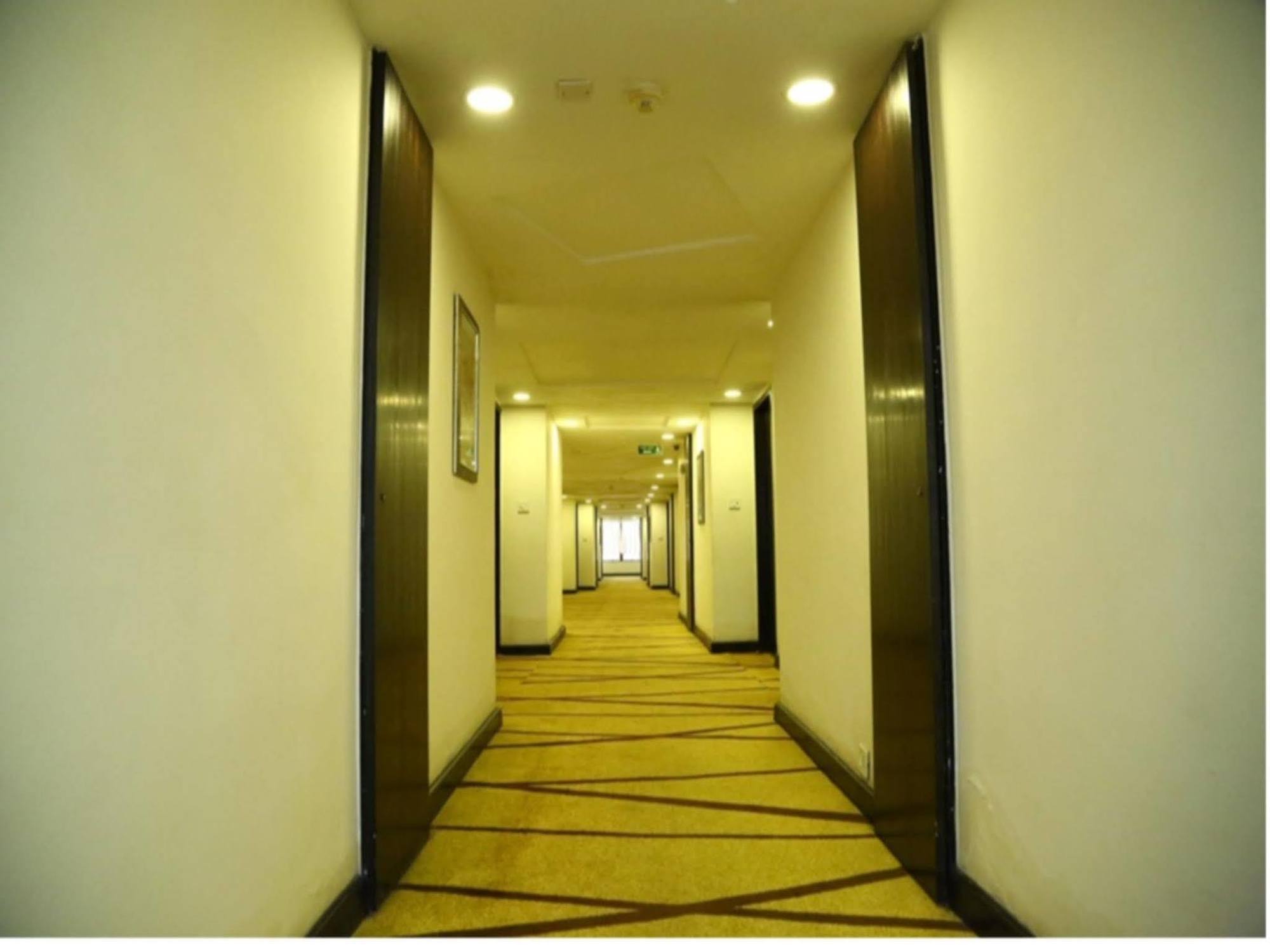 Regenta Central Deccan Chennai, Royapettah Exterior foto